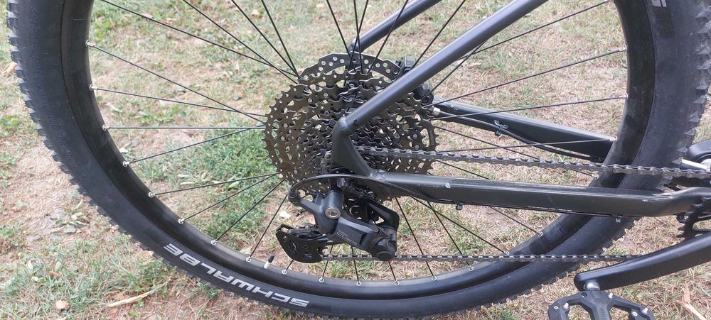 MTB Cube roti pe 29 model Nou.
