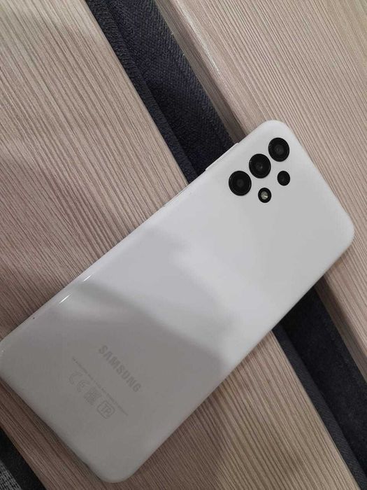 Смартфон Samsung A13