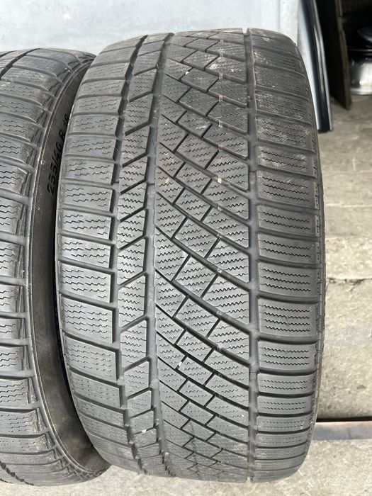 2 бр. зимни гуми 255/40/18 Continental 5/6 mm DOT 4214