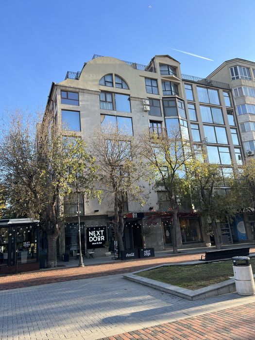 Продава се Магазин в Варна, Морска градина - 27 кв.м за 1482 €/кв.м - Снимка #3