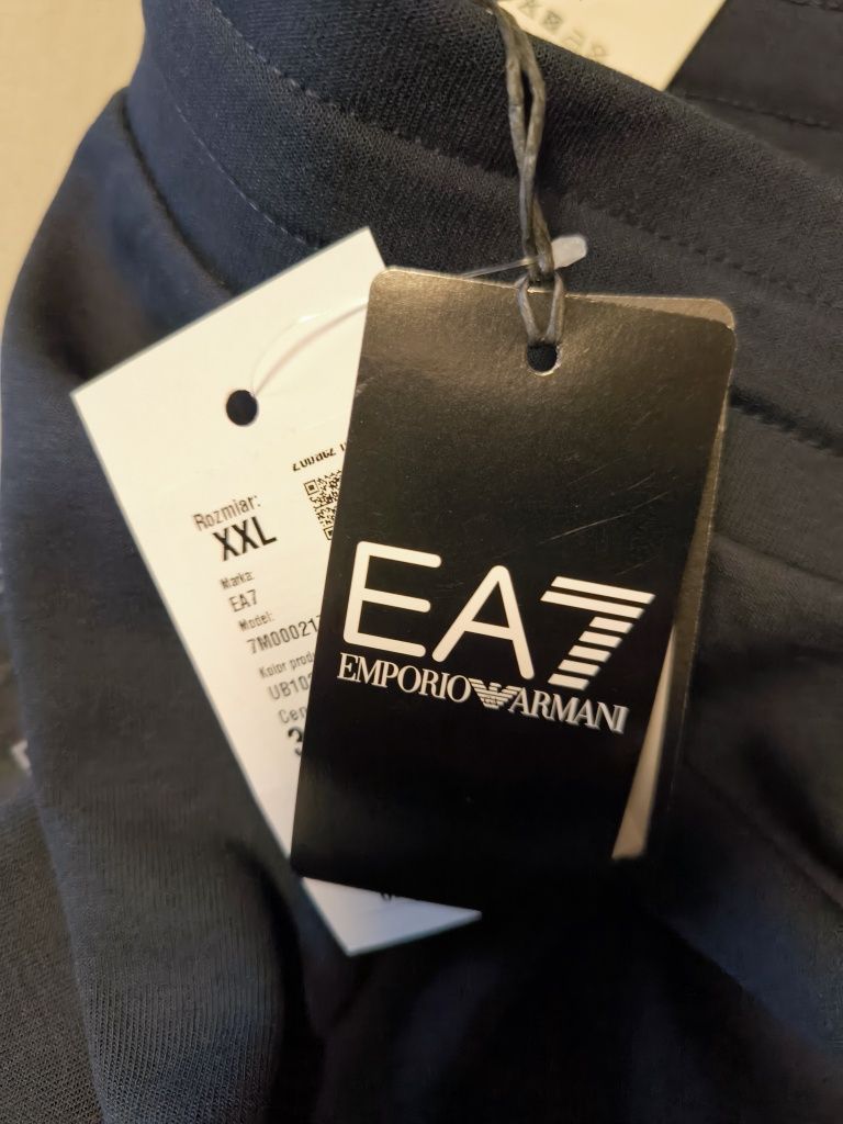 Къси панталони EA7 Emporio Armani XXL
CnOpTH WOPT