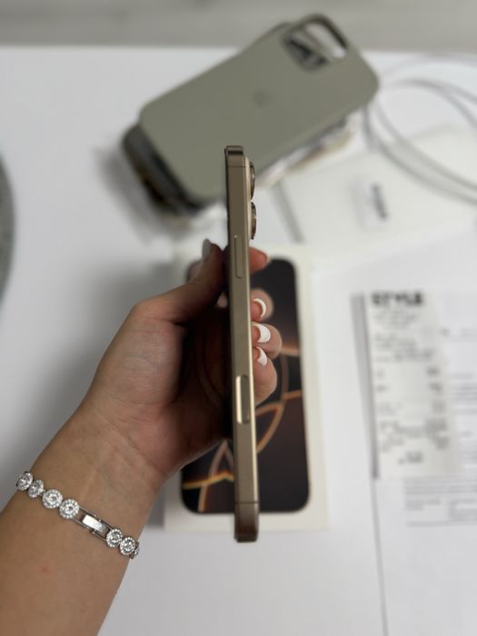 Telefon Apple iPhone 16 Pro Max, 256GB, 5G, Desert Titanium GARANTIE