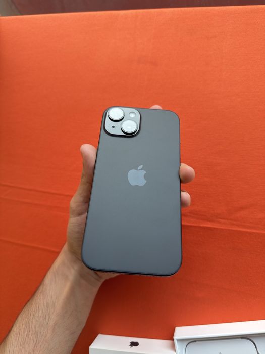 iPhone 15 128GB – Отлично състояние, 83% Battery Health