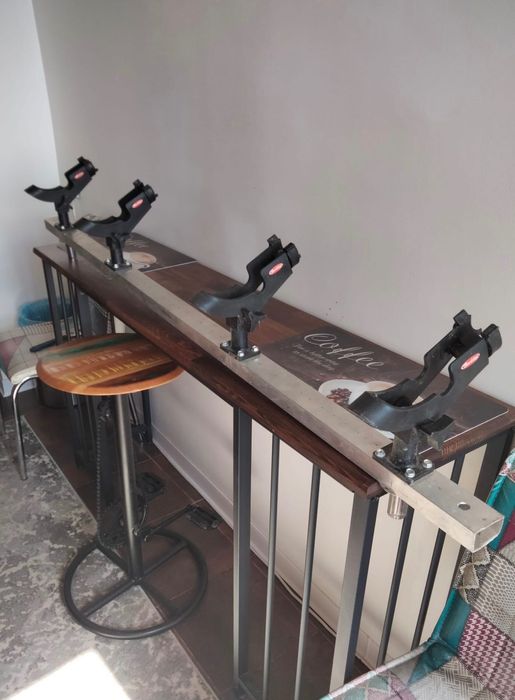 Suporți lansetă barcă