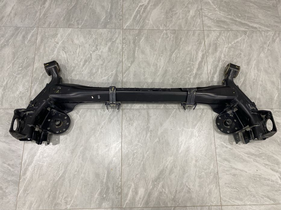 Оригинал Балка от Hyundai Elantra (6 поколение) в идеальном состоянии