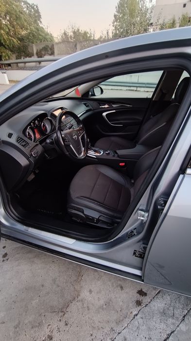 Opel Insignia Avariat (Cutie)
