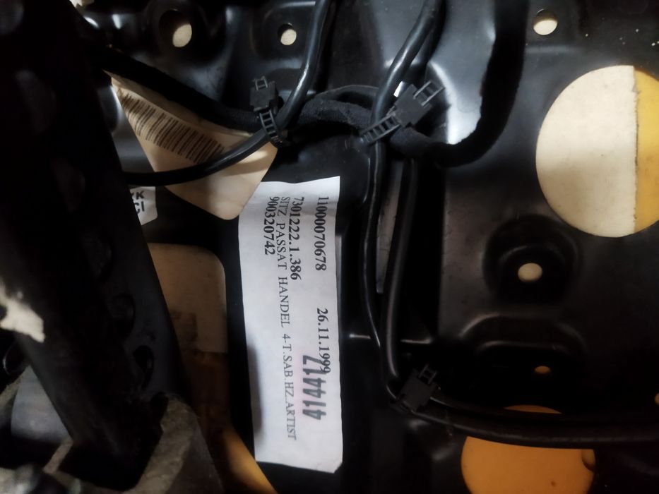 Сиденье водительское