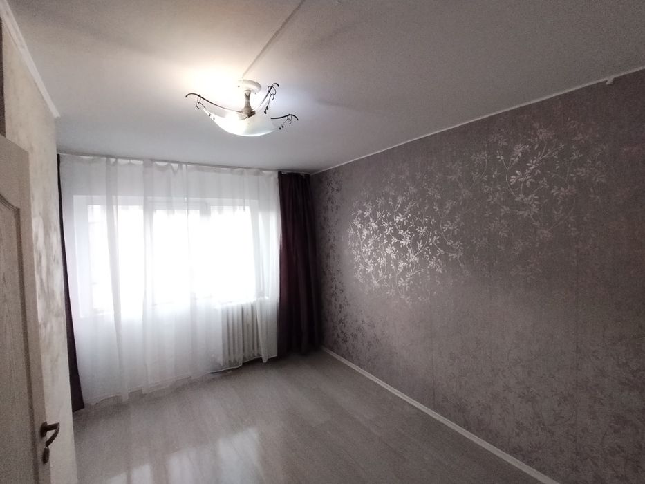 Proprietar garsoniera 17m et3