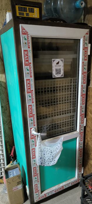 Инкубатор новый на 2000