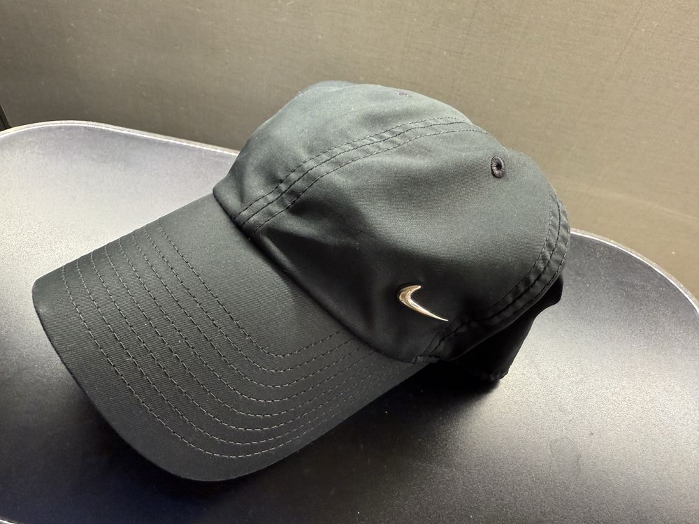 Шапка Nike с козирка