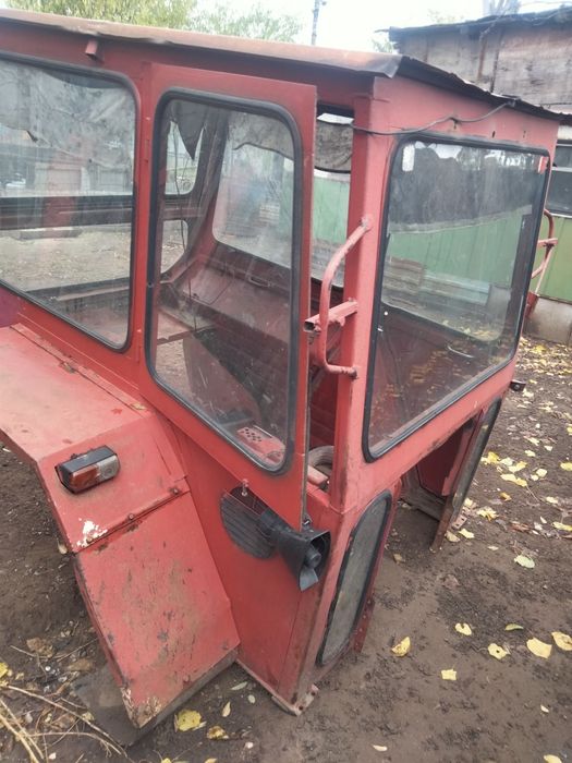 Cabină de tractor U650