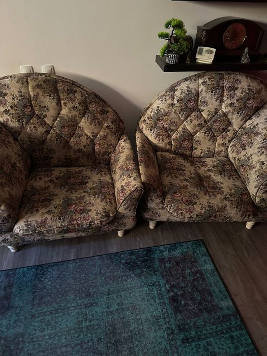 Vand fotolii 2 superbe 500 lei bucata fara defecte