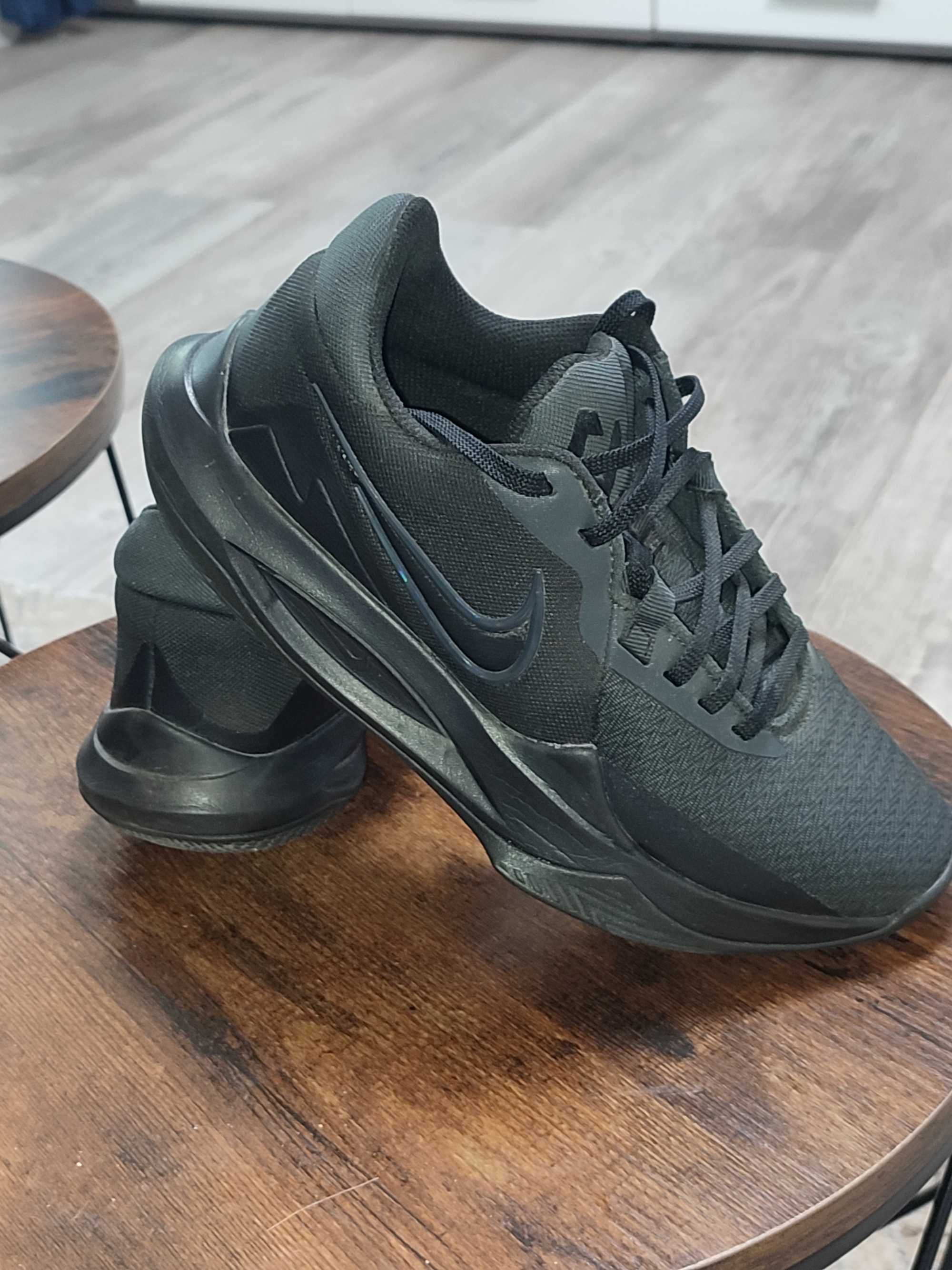 Nike Precision VI