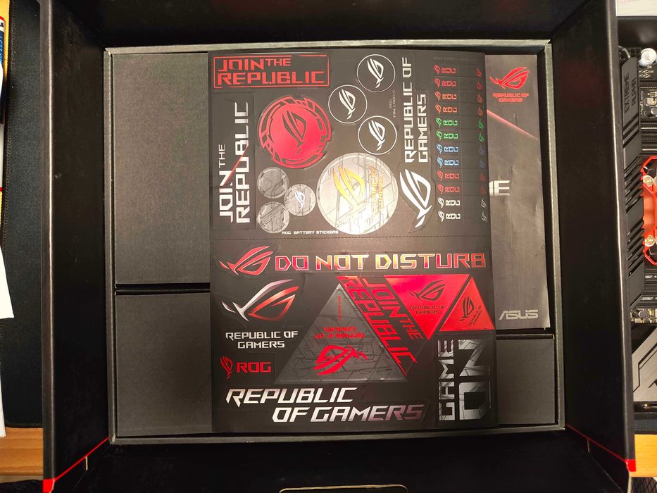 Placa de baza ASUS Zenith Extreme Alpha X399 + EK Quantum Magnitude TR
