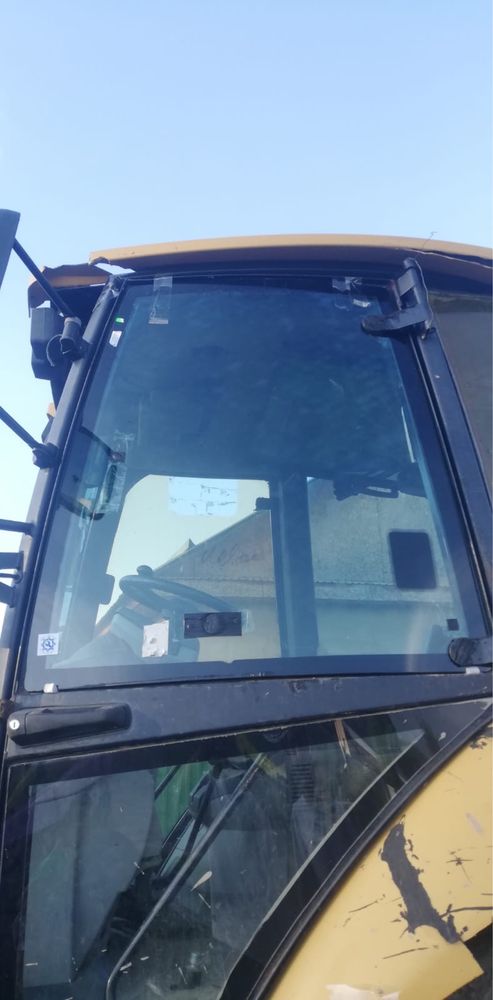Стёкла на 3/1 cat hidromek jcb komatsu volvo terex case
