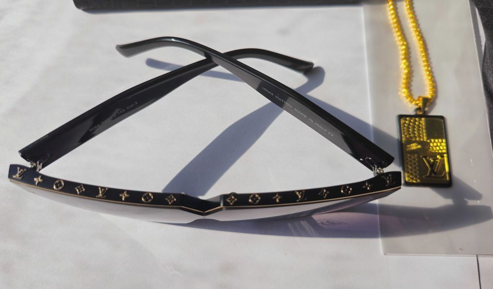 Set ochelari de soare Louis Vuitton rama aurie
