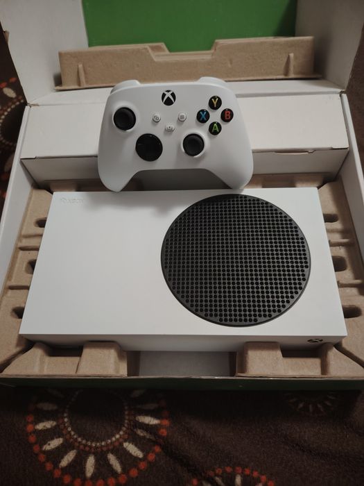Xbox-   Series S