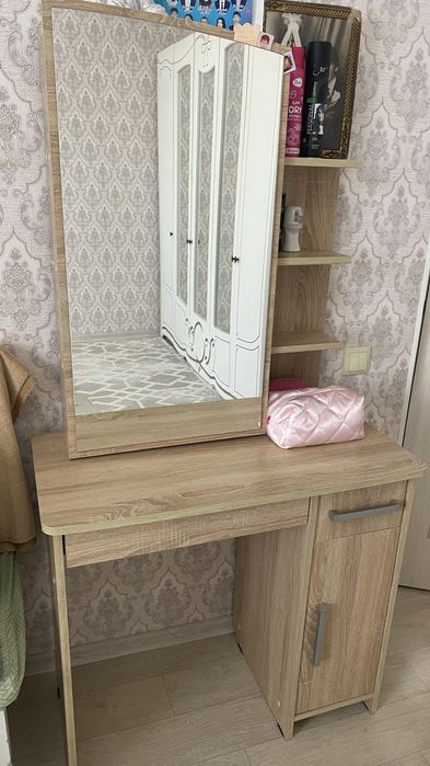 туалетный столик