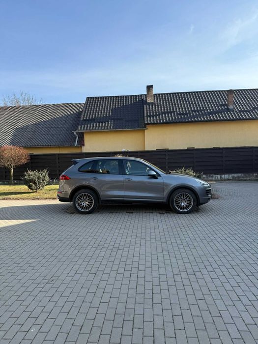 Porsche Cayenne Diesel 3.0 V6