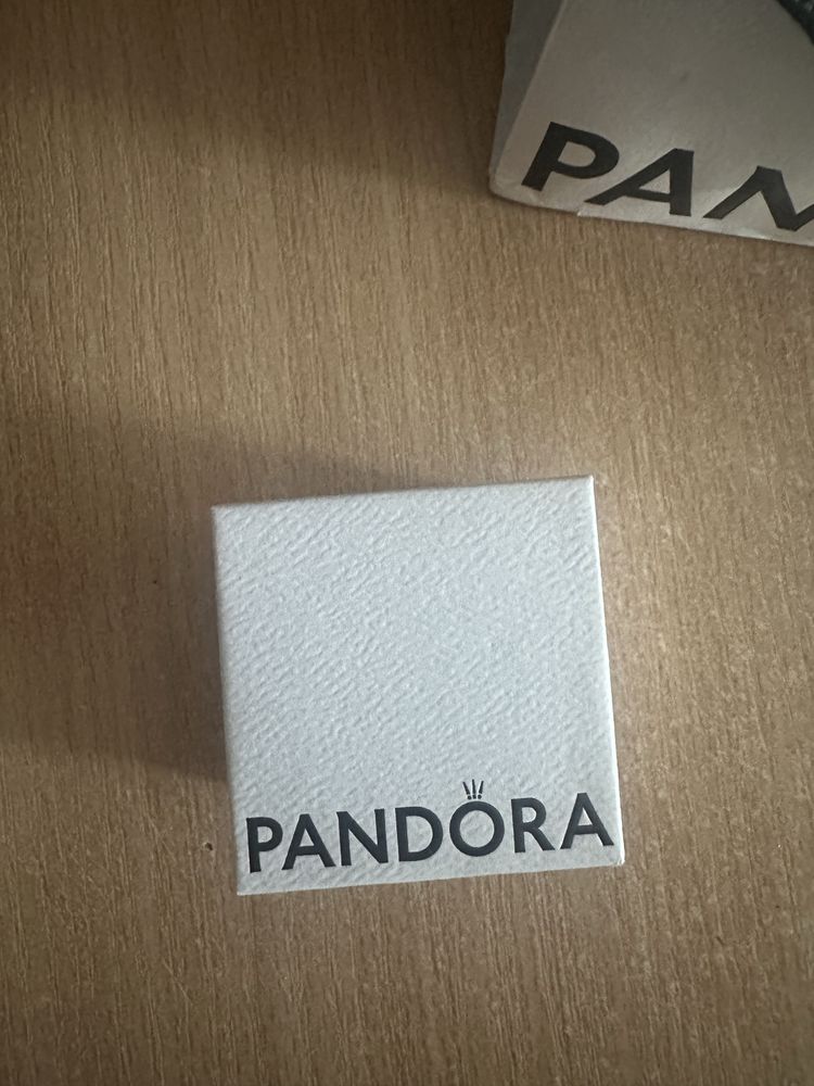 Pandora пръстен