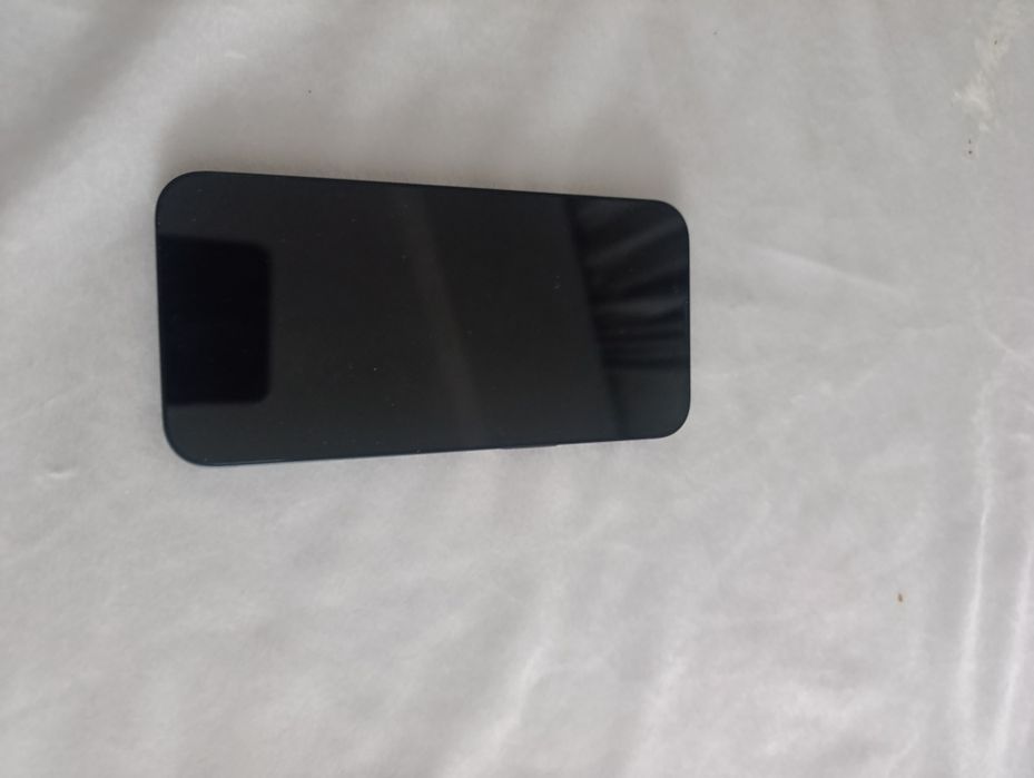 Продам айфон 13 .