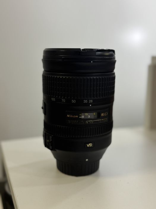 Obiectiv Nikon AF-S DX  18-300mm f/3.5-6.3G ED VR