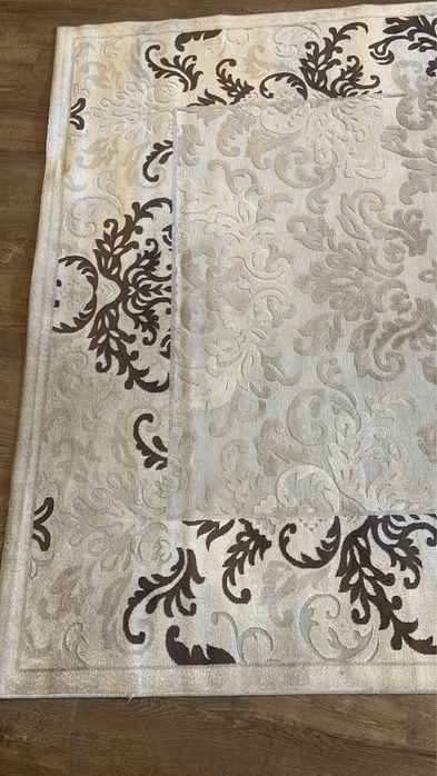 Продам ковры б/у
