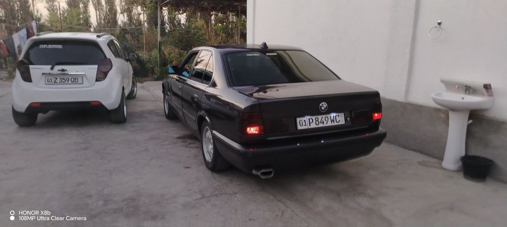 BMW. E34 siro'chniy