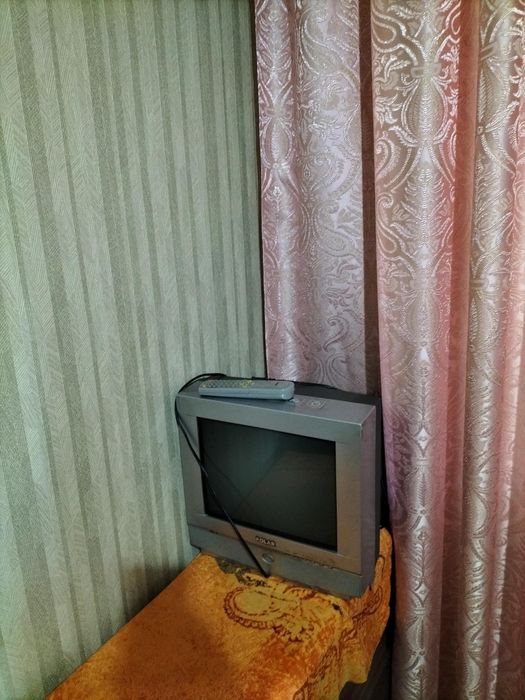 Продам телевизор