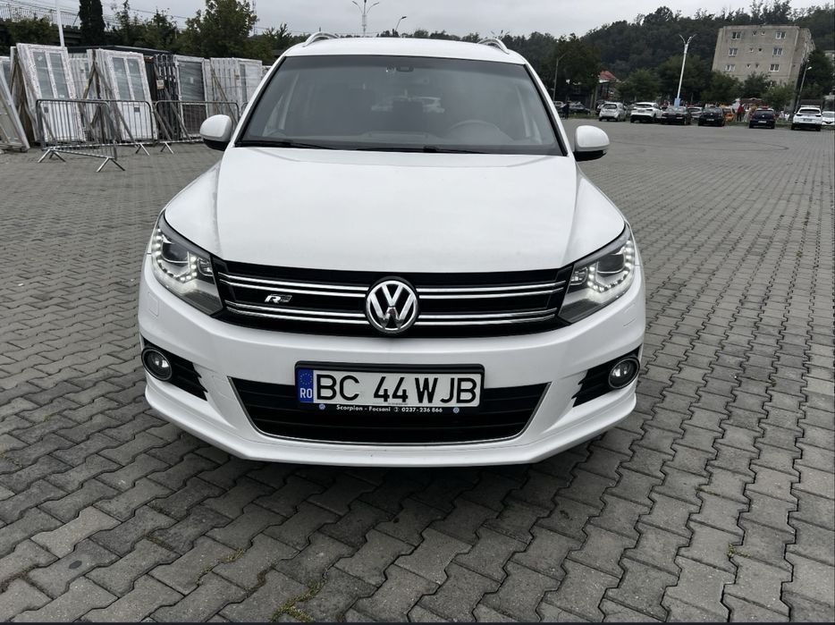 Volkswagen Tiguan // 4x4 R-line // 2014 2.0D // Proprietar