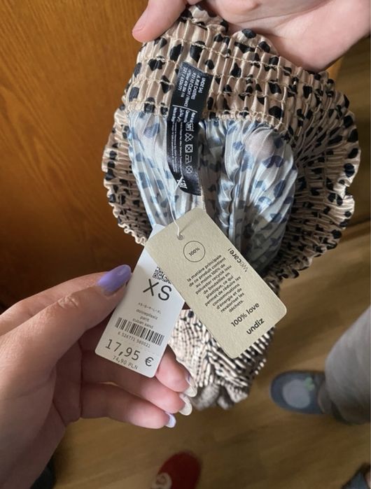 Pantaloni evazați animal print