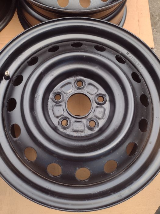 Оригинални 16-5х114.3 ЕТ45 6.5j Toyota Auris