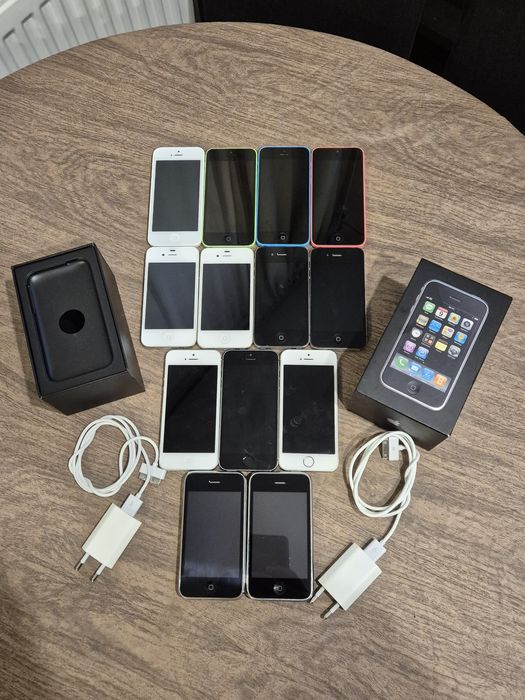 Pachet telefoane de colectie necodate
