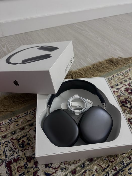 Продаю оригинальные AirPods Max (1 поколение)