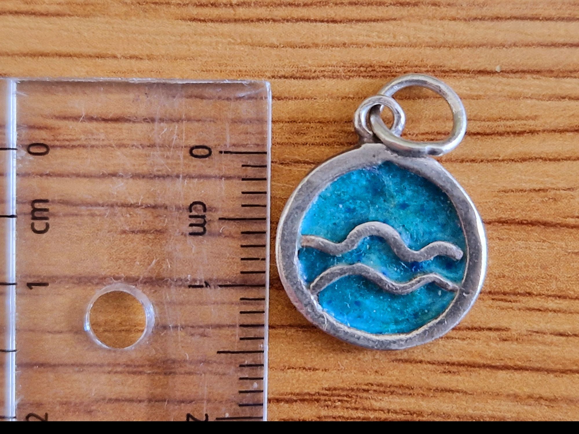 сребърен медальон висулка зодия водолей