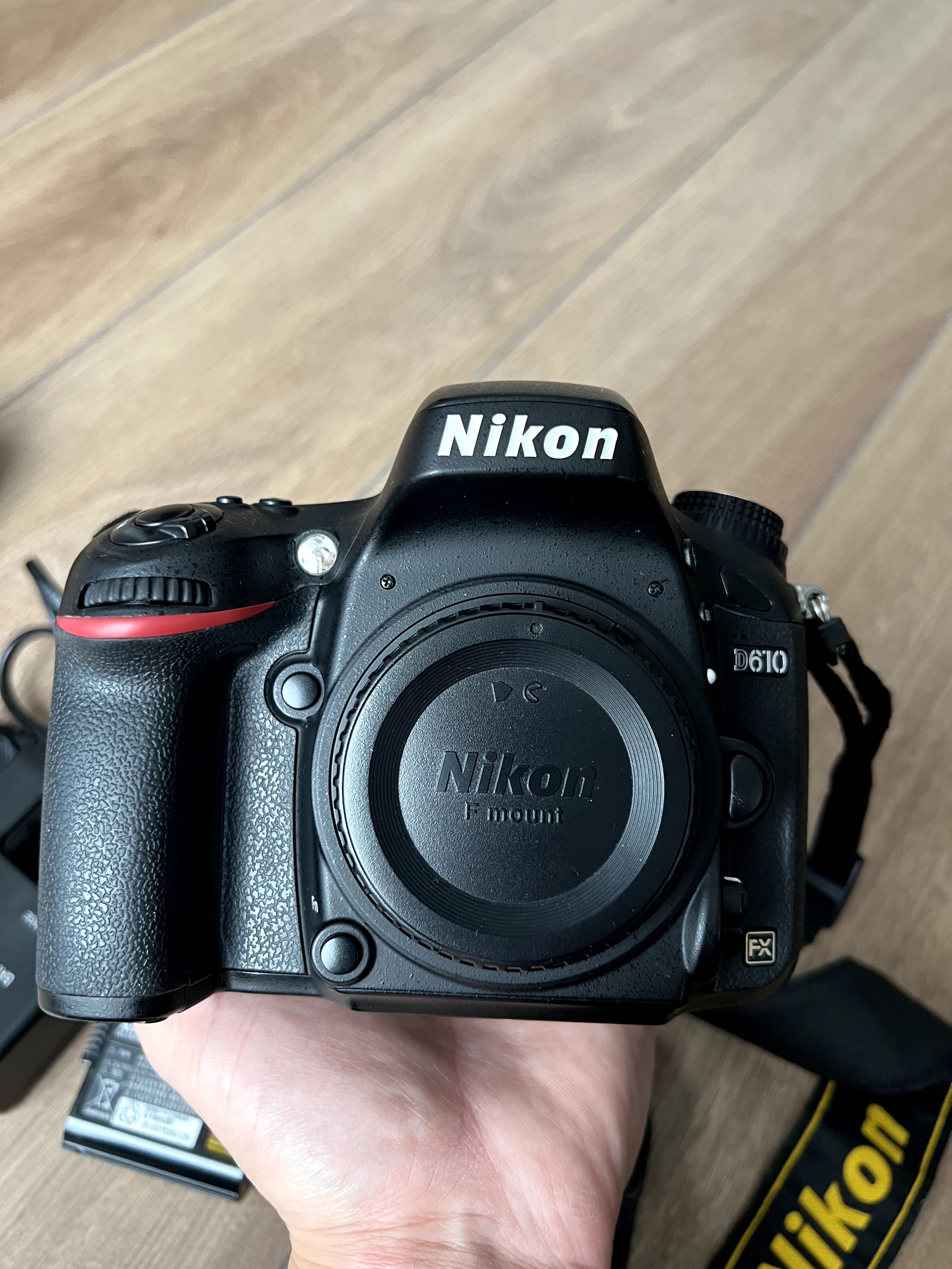 Body aparat foto DSLR Nikon D610 cauciucuri noi, 14k shutter count