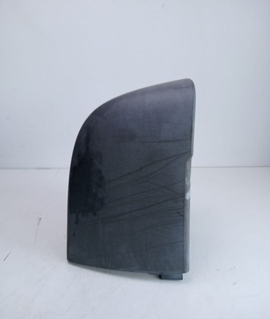 Ornament spate dreapta 8200048866 Opel Vivaro  seria