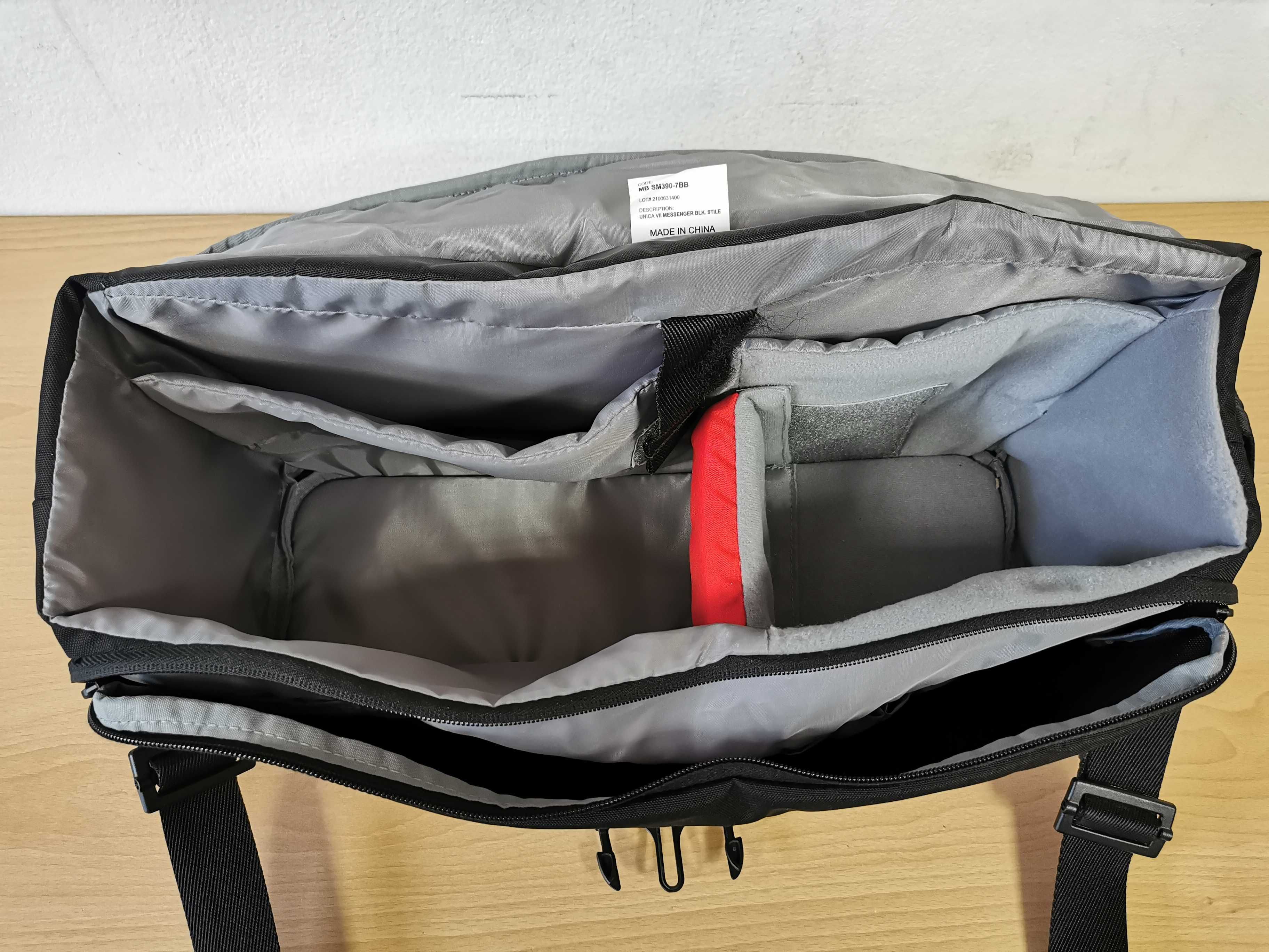 Manfrotto Unica VII ежедневна чанта за фотоапарат и лаптоп