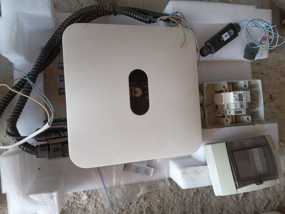 Invertor solar 3kw Huawei monofazic