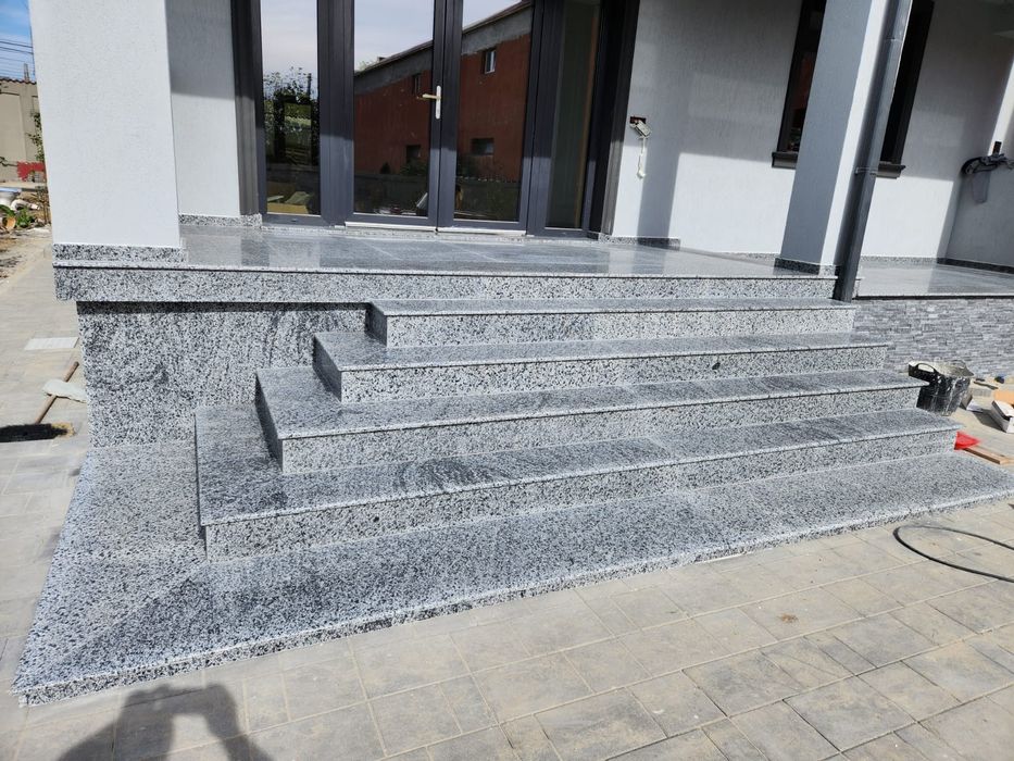 Granit ,trepte, pervaze