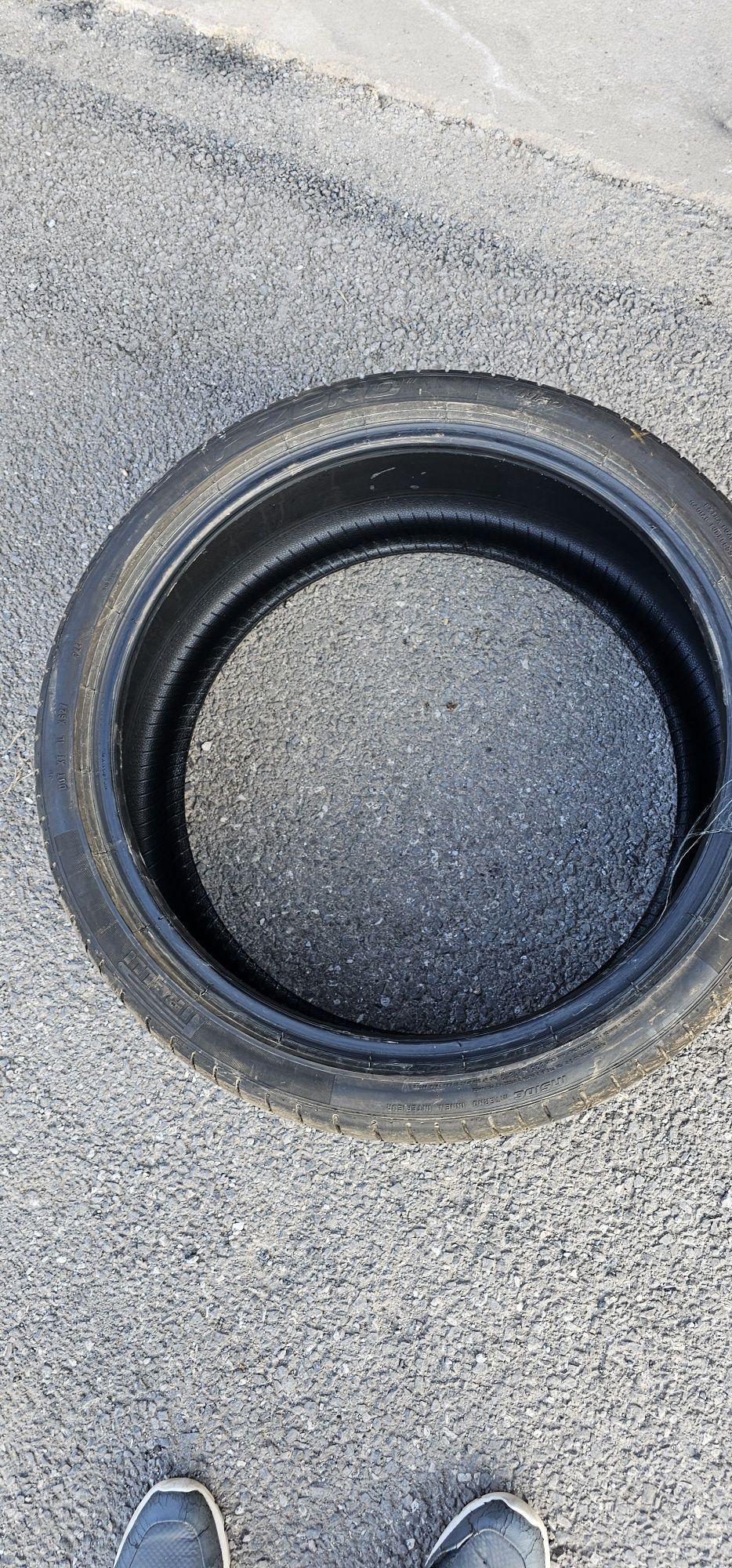 Гуми Pirelli спорт пакет 265/35 ZR21 и 305/30 ZR21