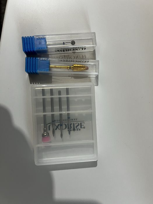 Produse de constructie a unghiilor