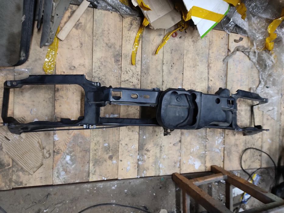 Телевизор на фольгсваген пасат