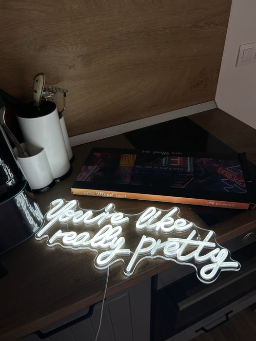 Led neon надпис декорация