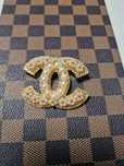Brosa chanel cu perle