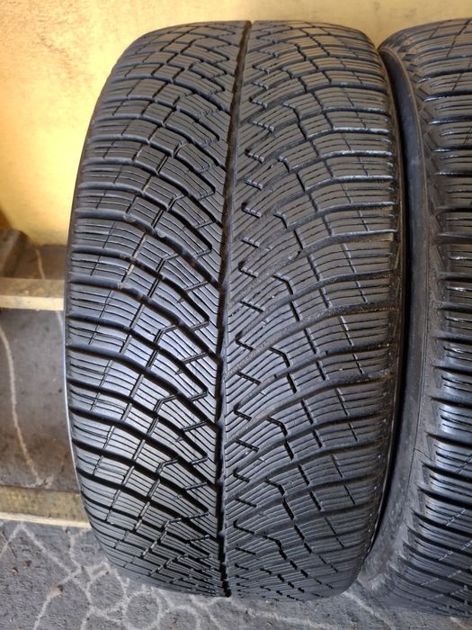 245 40 19 Pirelli DOT 2024 iarna aproape noi