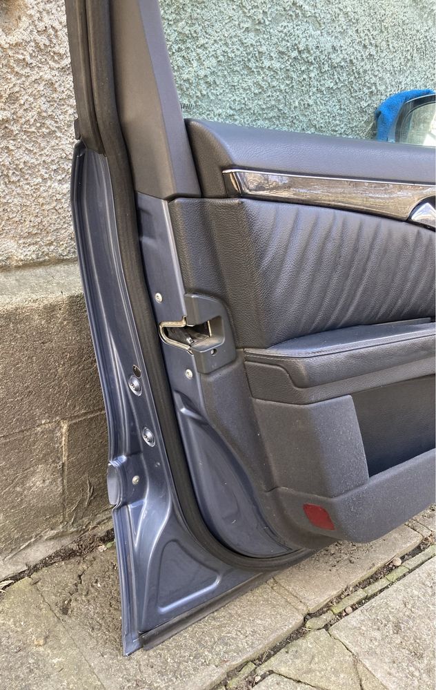Предни Врати w211 Без Ръжди! Mercedes