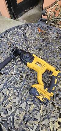 rotopercutor dewalt dch133 brushless.