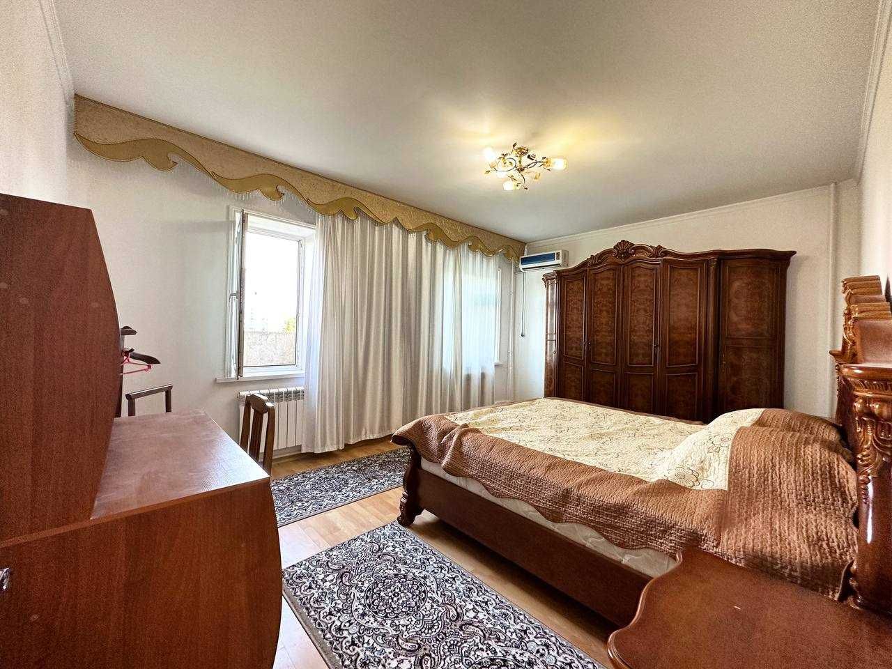Госпитальный Капитал Банк 4-комн 5/16 100 м² ремонт меб/тех