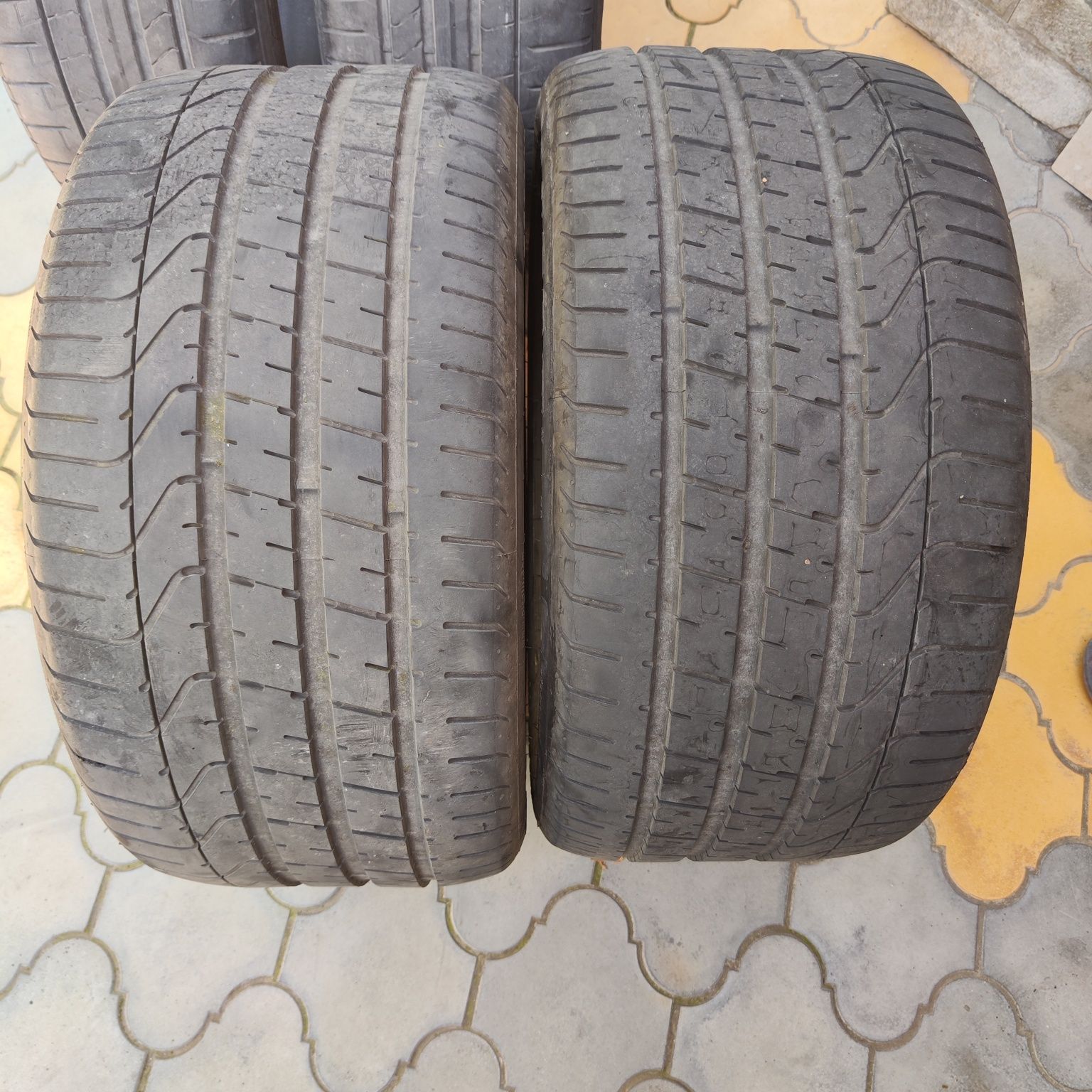 Летни гуми 285/35/18 Pirelli 2 броя